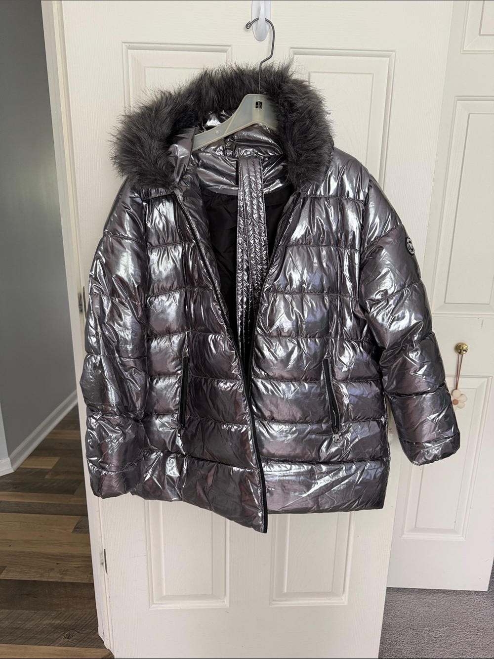 White Mark Metallic Gray Hooded Puffer with Faux Fur Trim